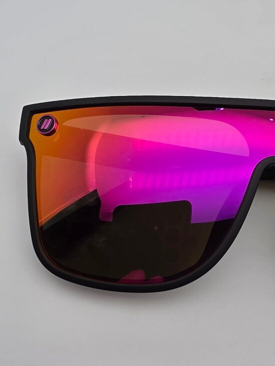 Blenders Scifi Midnight Emma Frame Polarized Hot Pink Mirror Shield Sunglasses main image 14